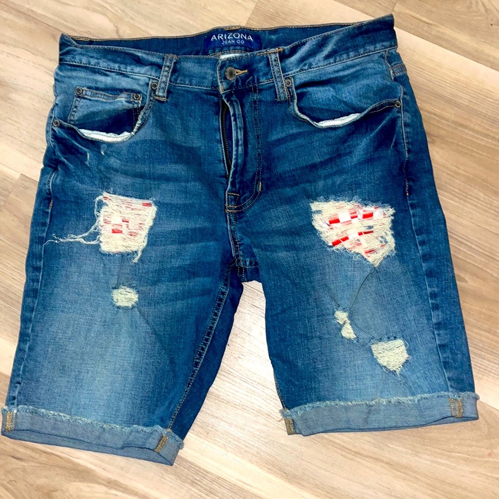 Flex fit, slim shorts size 32 stretchy